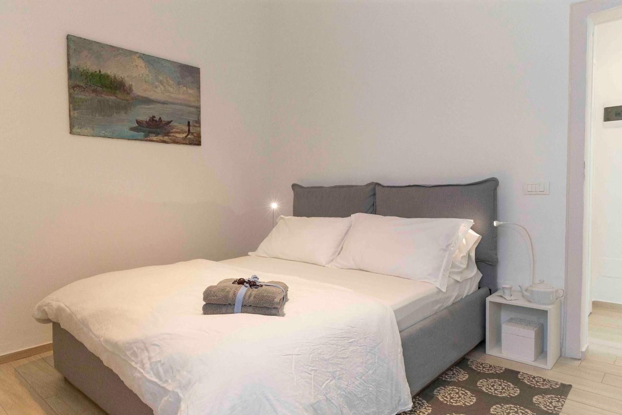 Rossena Home Tranquillo Appartamento, Con Giardino, Vicino Al Centro Ed All'Ospedale Santa Maria Nuova Smn Reggio nell'Emilia Esterno foto