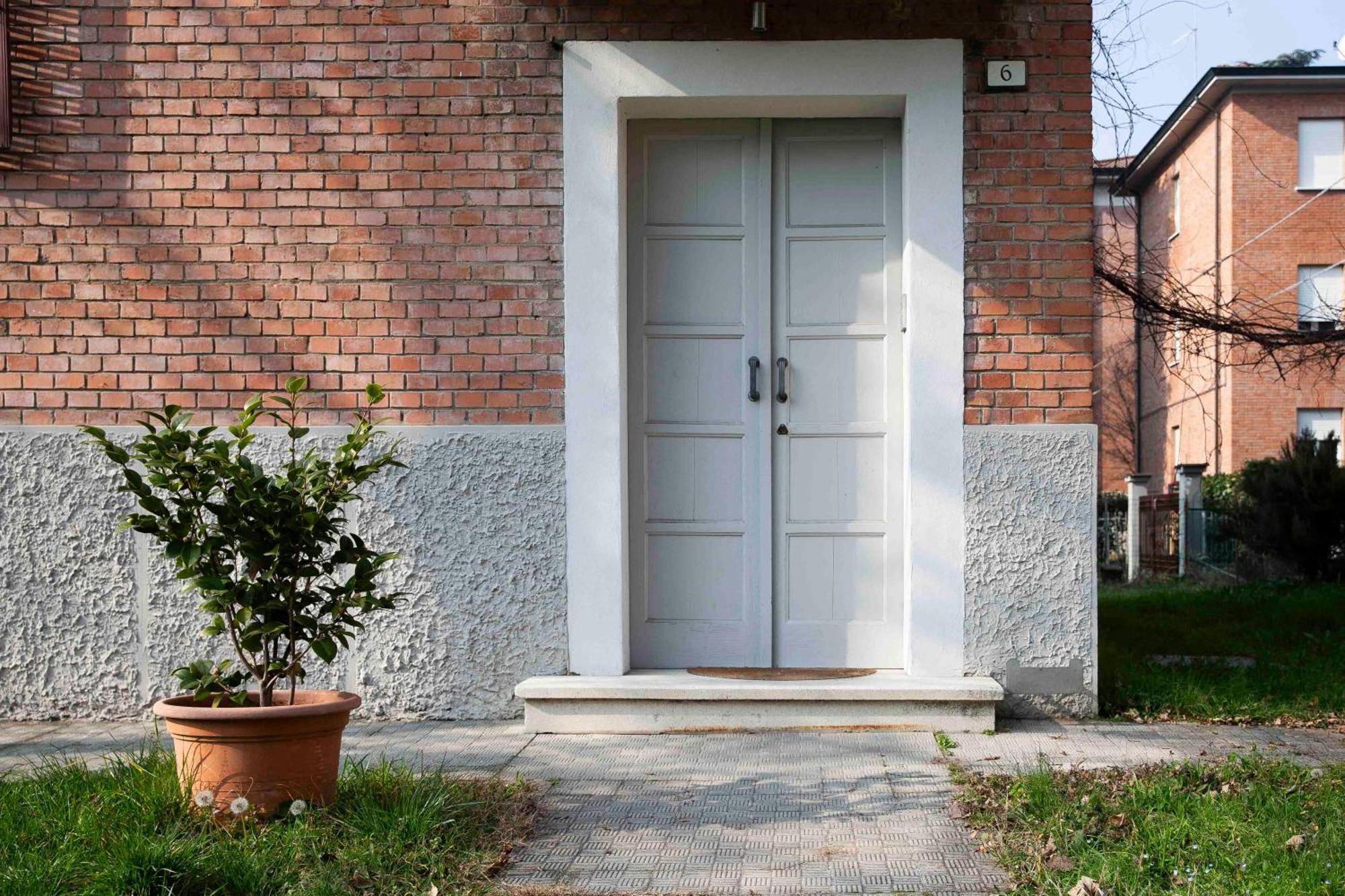 Rossena Home Tranquillo Appartamento, Con Giardino, Vicino Al Centro Ed All'Ospedale Santa Maria Nuova Smn Reggio nell'Emilia Esterno foto