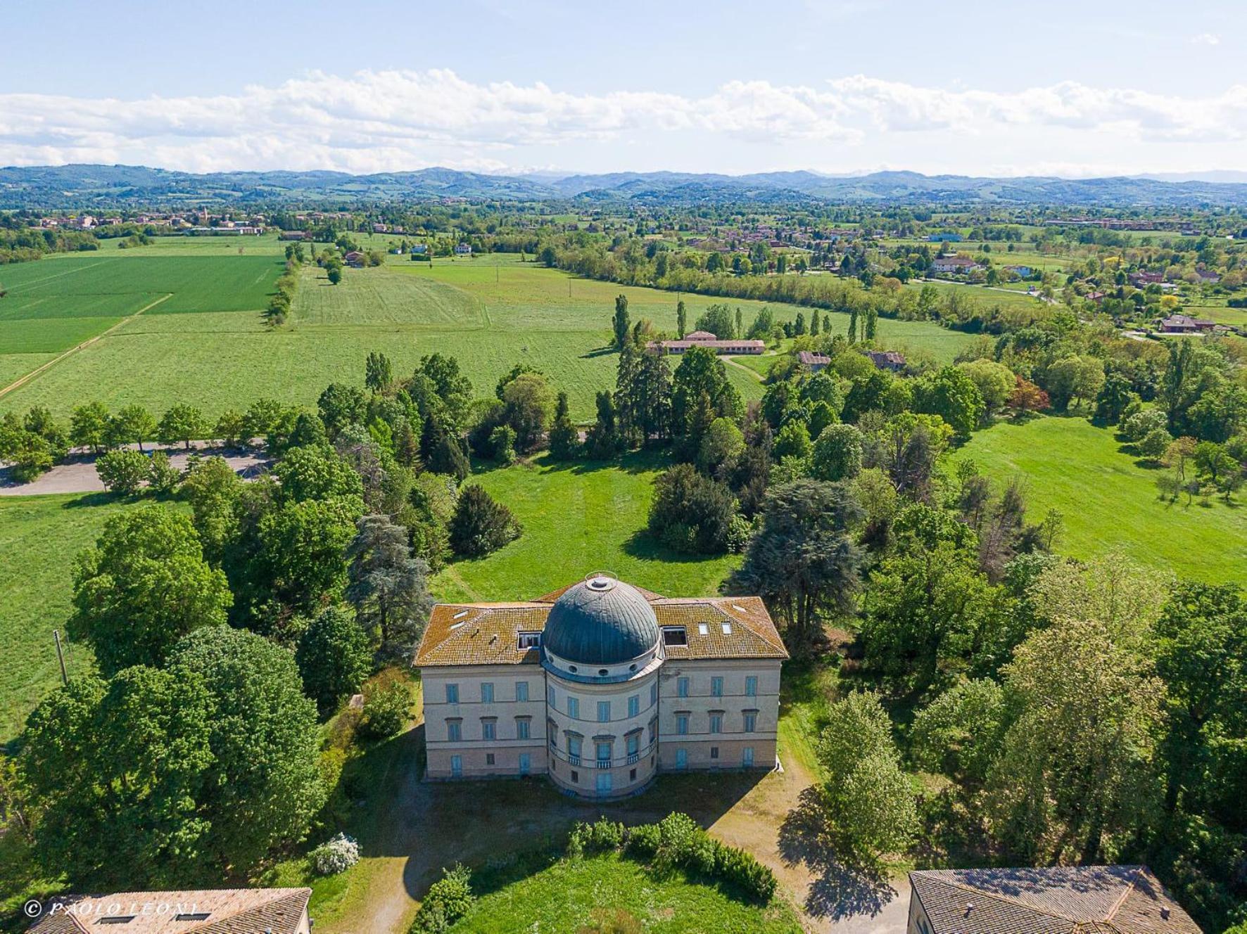 Rossena Home Tranquillo Appartamento, Con Giardino, Vicino Al Centro Ed All'Ospedale Santa Maria Nuova Smn Reggio nell'Emilia Esterno foto