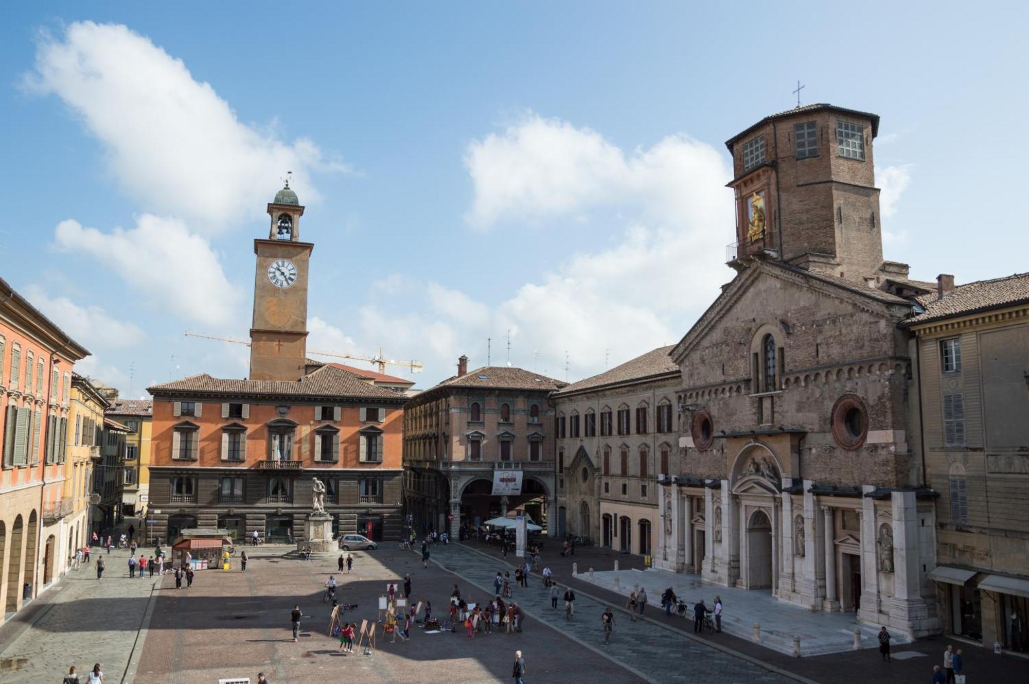 Rossena Home Tranquillo Appartamento, Con Giardino, Vicino Al Centro Ed All'Ospedale Santa Maria Nuova Smn Reggio nell'Emilia Esterno foto
