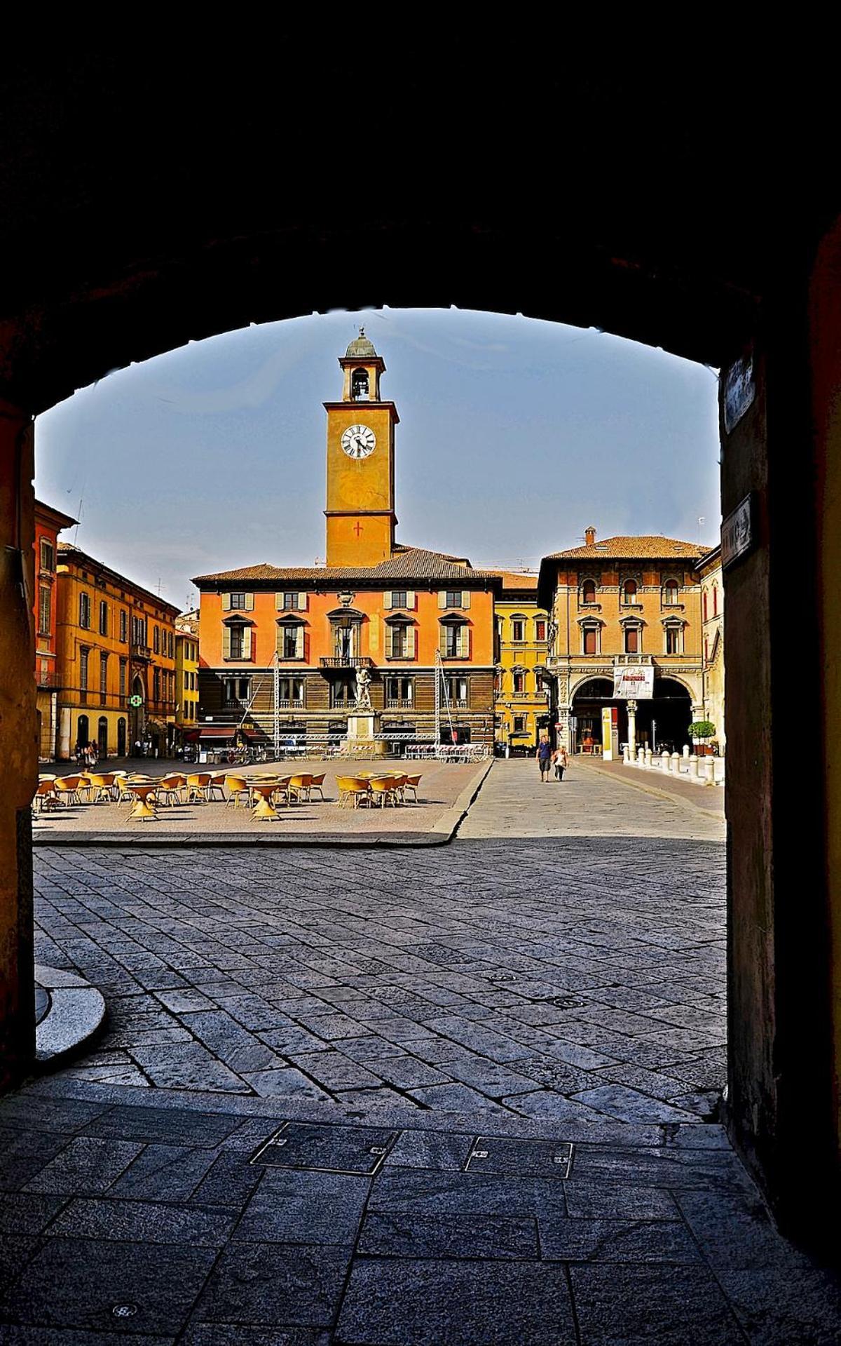 Rossena Home Tranquillo Appartamento, Con Giardino, Vicino Al Centro Ed All'Ospedale Santa Maria Nuova Smn Reggio nell'Emilia Esterno foto