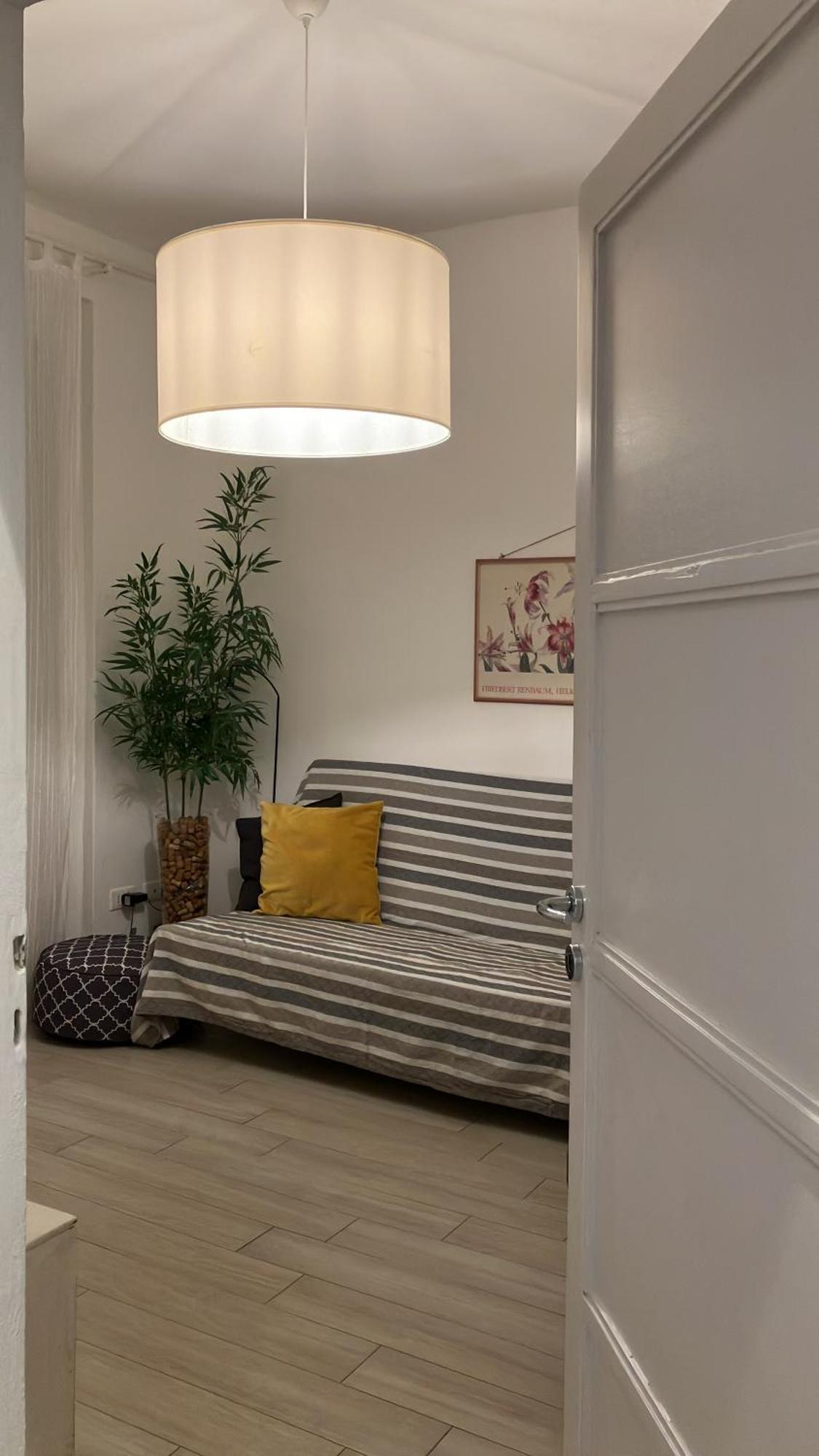 Rossena Home Tranquillo Appartamento, Con Giardino, Vicino Al Centro Ed All'Ospedale Santa Maria Nuova Smn Reggio nell'Emilia Esterno foto